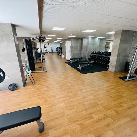 Modern Studio Apartment In Gibraltar - The Hub Luaran gambar